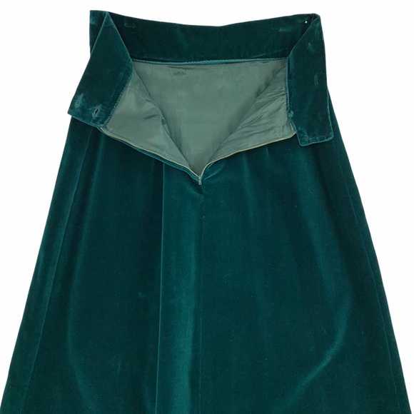 Vintage Italian Made Heavy Weight Green Velvet Skirt Custom Hand Painted Leaves - Picture 7 of 15